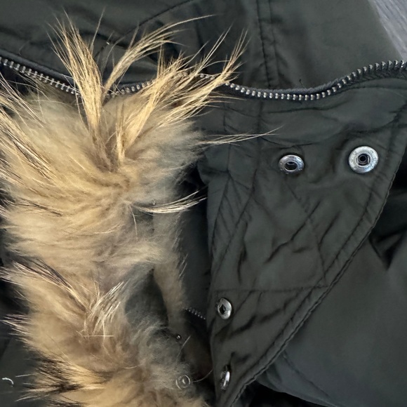 Michael Kors - Double zip down jacket with removable fur hood - dark olive - Picture 12 of 12
